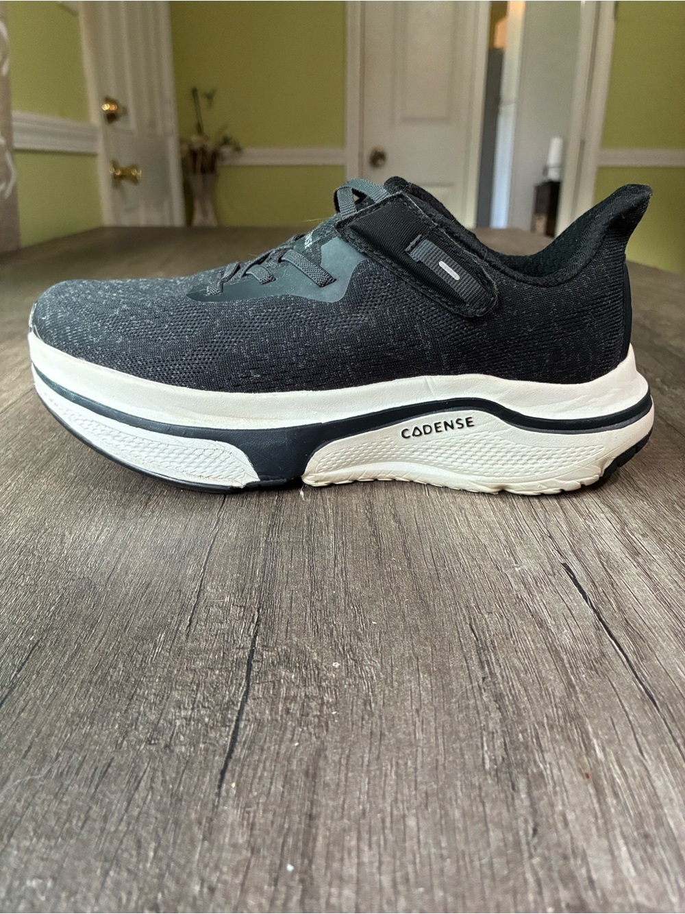 Women’s Original Cadense Adaptive Sneakers